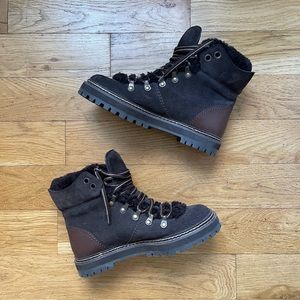 See by Chloe ‘Eileen’ dark brown shearling ankle booties (size: 36)